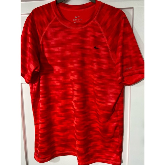 "Nike Blurred Hydroguard Short Sleeve Top - Men's, UPF Performance" - Picture 2 of 8